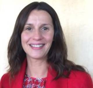 Mercedes Fernández-Lobato