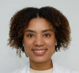  Sara Andreia Tavares-Nogueira