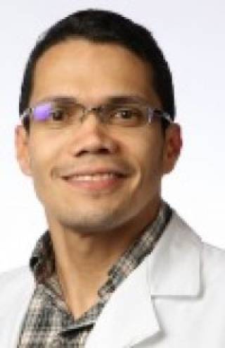 Eduardo Flores