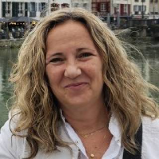 Emília Miró