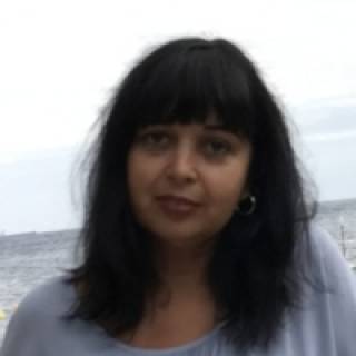 Nuria Roman