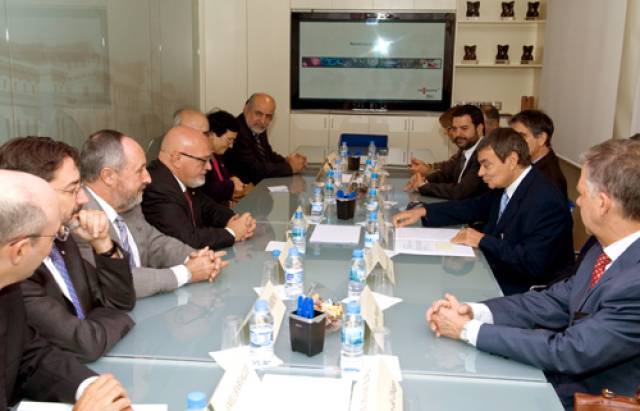 Reunió a la Sala de Juntes