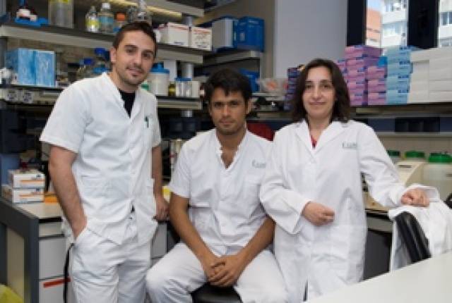 From left to right: Dr. Alberto Merino, Dr. Maximiliano Medina and Dr. Eloísa Yuste