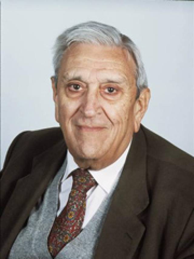 Dr. Lluis Revert