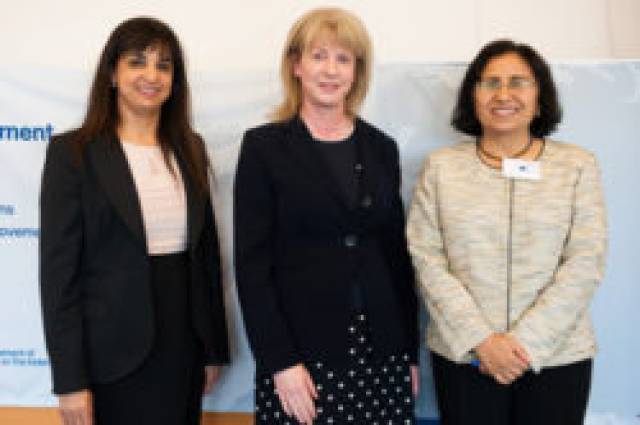 Alpana Mair (Govern Escocès), Shona Robison (Cabinet Secretary for Health and Sport - Scottish Government), Dra Neelam Dhingra (Patient Safety and Quality Impovement Unit for the World Health Organization (WHO))