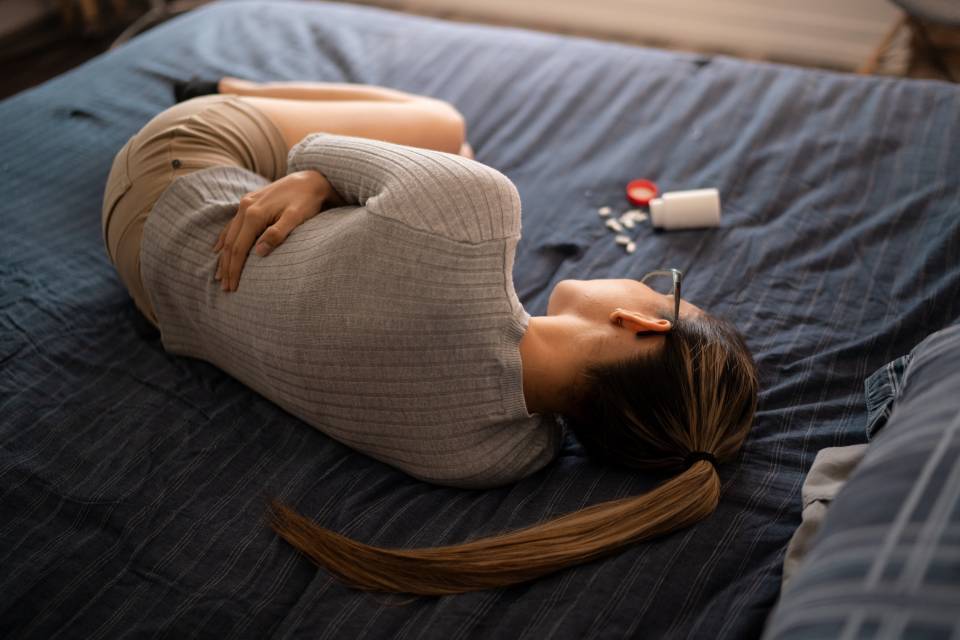 The most common symptoms are heartburn and severe stomach pain, nausea, loss of appetite, frequent burping, bloating and unintentional weight loss.