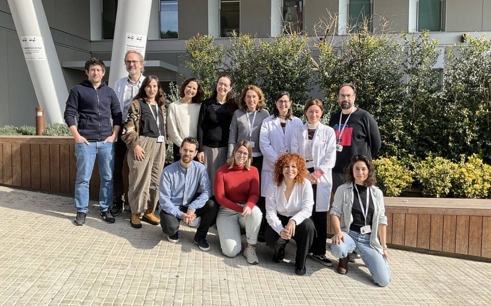 El equipo del Clínic-IDIBAPS y del Hospital Sant Joan de Déu que han llevado a cabo el estudio.
