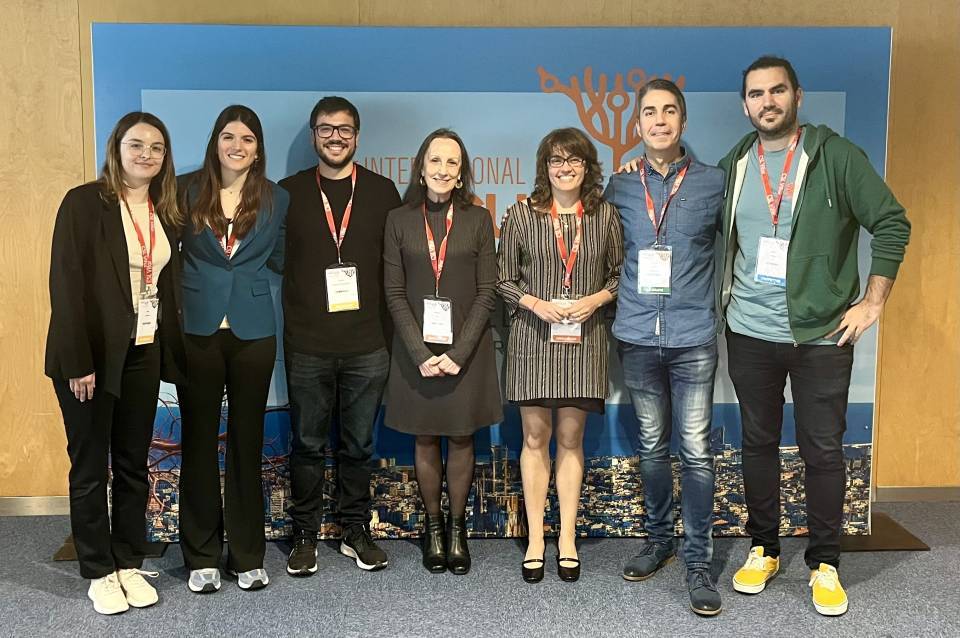 From left to right: Nina Visocnik,  Núria Farran, Javier Marco-Hernández, Maria C. Cid, Georgina Espígol-Frigolé, Sergio Prieto-González and Marc Corbera-Bellalta.