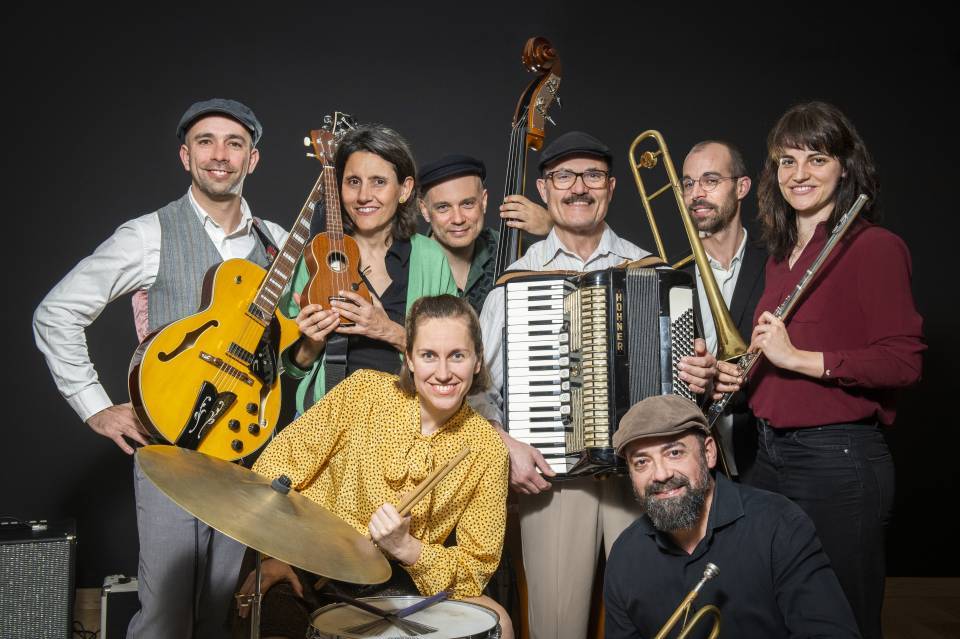 Clase abierta y swing en directo