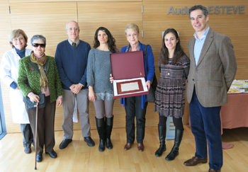 D'esquerra. a dta: Dra. Estrach, Rosario Fernández (vice-presidenta AEP), Dr Jordi To, Dra Celia Badenas, Dra Carme Herrero, Dra Paula Aguilera, Joaquin Montoto (president AEP)
